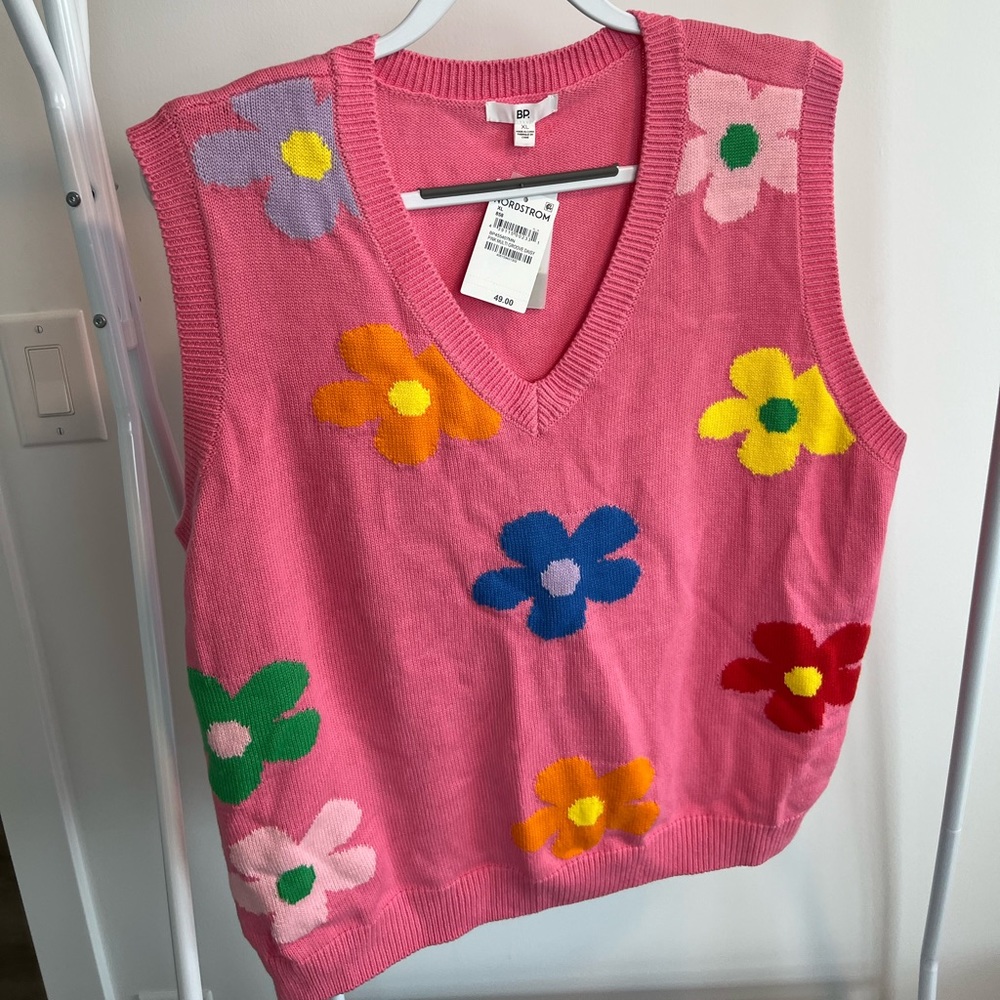 BNWT Nordstrom BP Sweater Vest 70s Floral Aesthetic